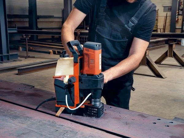 Магнитный сверлильный станок FEIN KBE 36 QW MAGSPEED FABRICATION