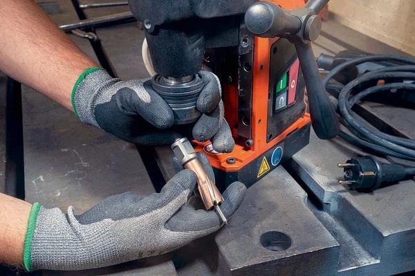 Магнитный сверлильный станок FEIN KBE 36 QW MAGSPEED FABRICATION